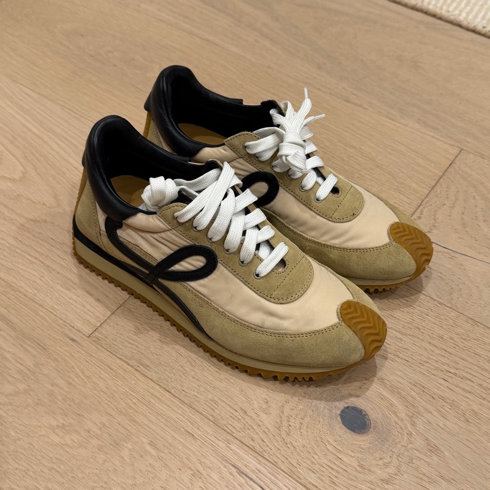 Loewe Flow Runner Sneakers